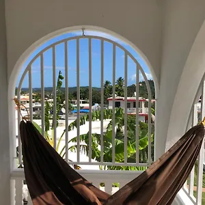 Apartment Jay's By The & Rainforest, Luquillo
